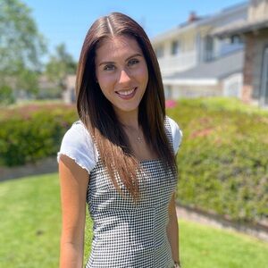 Meet your Posher, Dominique